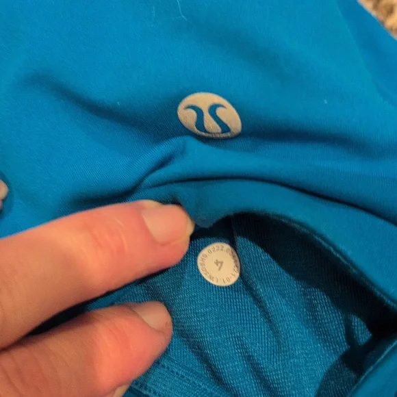 EUC Lululemon Align Size 4, 25" Inseam, Bright Blue Leggings With Pocket… - Picture 3 of 3